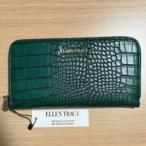 Ellen Tracy The Quilted Collection Emerald Croc Embossed Wallet NWT